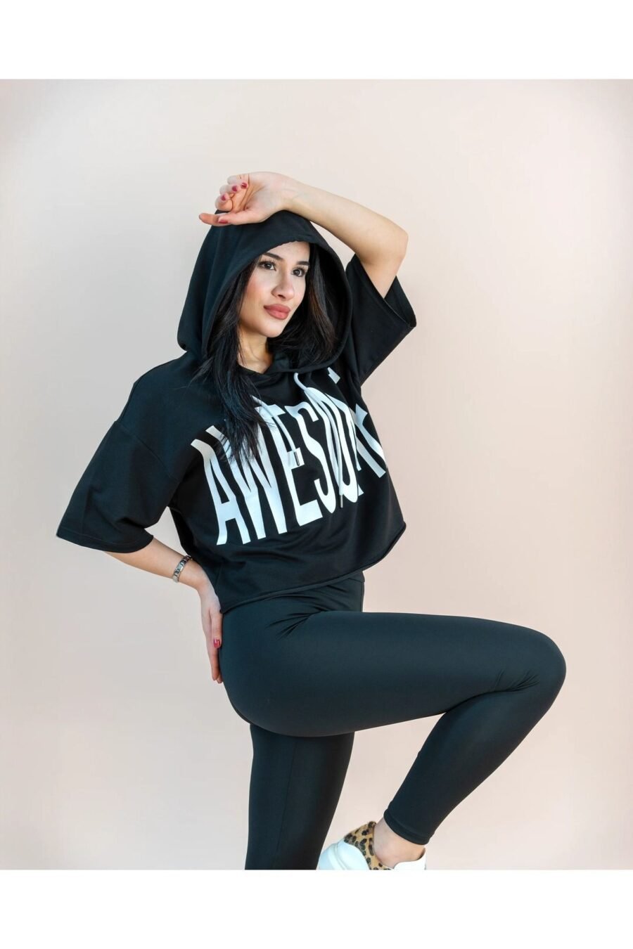 Spor Crop Kapşonlu Oversize Kısa Kollu T-Shirt - Görsel 2