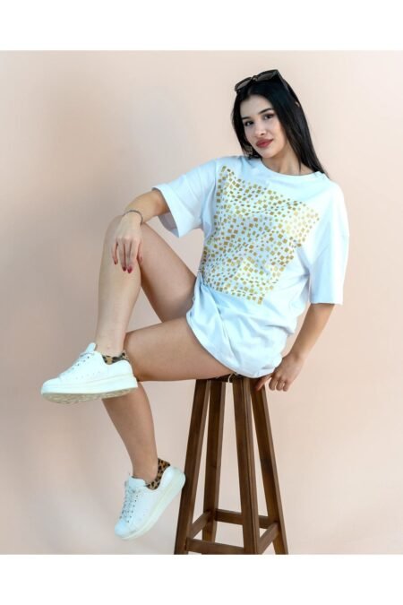 Kadın Oversize Beyaz Gold Detaylı T-shirt