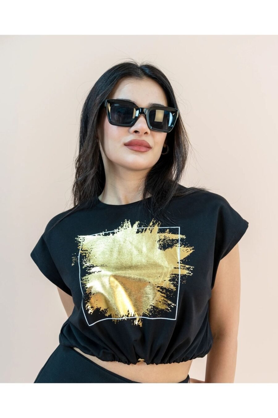 Siyah Kolsuz Crop T-shirt - Görsel 2